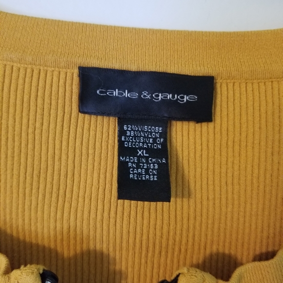 Sweater - Picture 2 of 2